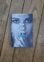 Karen M. McManus - Een van ons liegt, Ophalen of Verzenden, Zo goed als nieuw, Karen M. McManus, Fictie