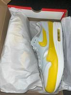 Nike Air Max 1 Tour Yellow 44, Ophalen of Verzenden, Nieuw, Overige kleuren