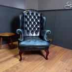 Blauwe chesterfield vintage barrelback fauteuil, Huis en Inrichting, Fauteuils, Gebruikt, Ophalen of Verzenden, 75 tot 100 cm