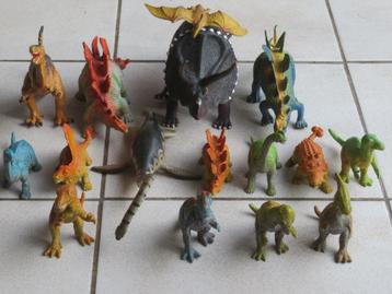 verzameling 16 stuks vintage dinosaurussen 1992 beschikbaar voor biedingen