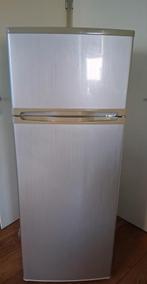 Goed werkende koel vries combinatie,  koelkast, Witgoed en Apparatuur, Koelkasten en IJskasten, Gebruikt, 200 liter of meer, Ophalen of Verzenden