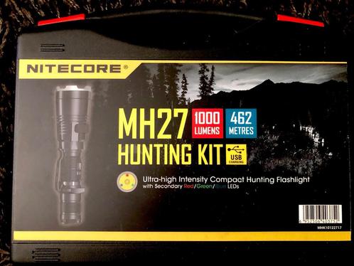 Nitecore MH27UV Hunting Kit, Caravans en Kamperen, Zaklampen, Nieuw, Batterij, Ophalen of Verzenden