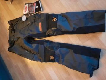 Akito motorbroek maat s beschikbaar voor biedingen