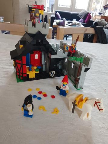 lego 6067 Guarded Inn beschikbaar voor biedingen