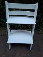 Mooie Witte (nieuw model) Stokke Tripp trapp kinderstoel, Kinderen en Baby's, Kinderstoelen, Ophalen, Zo goed als nieuw, Meegroeistoel