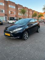 Ford Fiësta 1.25 44KW 3DR 2010 Zwart, Auto's, Voorwielaandrijving, 1242 cc, 4 cilinders, Zwart
