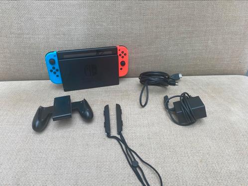 Nintendo switch console 2019 upgrade, Spelcomputers en Games, Spelcomputers | Nintendo Switch, Zo goed als nieuw, Switch 2019 Upgrade