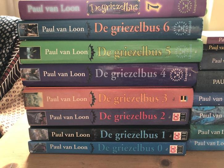 De Griezelbus 0 t/m 7 - Paul van Loon, Boeken, Kinderboeken | Jeugd | 10 tot 12 jaar, Zo goed als nieuw, Fictie, Verzenden