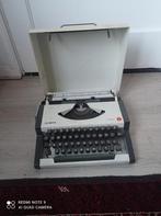 Vintage werkende Olympia traveller typemachine, Diversen, Typemachines, Ophalen of Verzenden