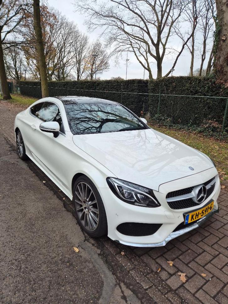 Mooie Mercedes C180 Coupe 2016 parelmoerWit panorama, Auto's, Mercedes-Benz, Particulier, C-Klasse, ABS, Adaptieve lichten, Adaptive Cruise Control
