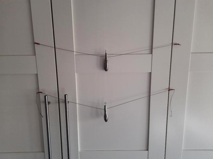 Te koop weegschaal met meegegoten lood 100/150/200 gr € 2,00, Watersport en Boten, Hengelsport | Zeevissen, Nieuw, Dobber of Lood