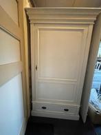 Witte houten kast, Ophalen, Gebruikt, 100 tot 150 cm, 200 cm of meer