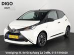 Toyota Aygo 1.0 VVT-i X-Fun Bi-Tone | Airco | Bluetooth | Pr, Voorwielaandrijving, Gebruikt, 4 stoelen, Wit
