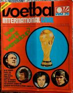 WK 1974 Negen VI WK uitgaven prima staat incl middenposters, Verzamelen, Sportartikelen en Voetbal, Ophalen of Verzenden