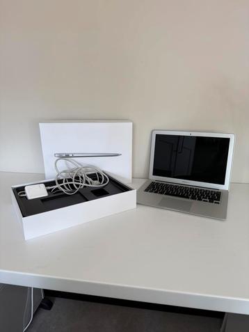 Apple macbook air beschikbaar voor biedingen