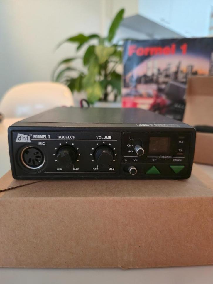 Formel 1 mobiele 27MC zender., Telecommunicatie, Zenders en Ontvangers, Zender en Ontvanger, Ophalen