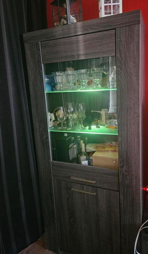 Kast/vitrinekast, Huis en Inrichting, Kasten | Vitrinekasten, Zo goed als nieuw, 25 tot 50 cm, Ophalen of Verzenden