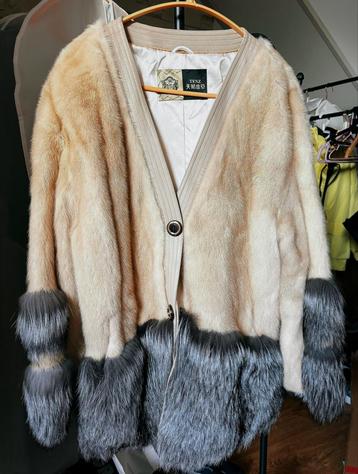 Nertsenbontjas met Vossenbont - Maat L beschikbaar voor biedingen