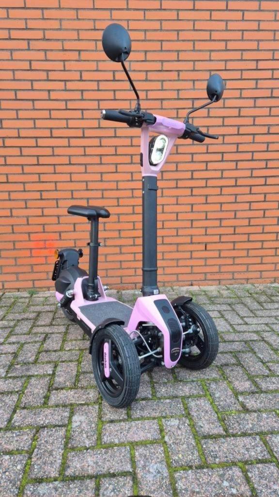 Doohan iLark | Elektrisch | 25km | Nieuw | Scootmobiel, Fietsen en Brommers, Steps, Nieuw, Elektrische step (E-scooter), Ophalen