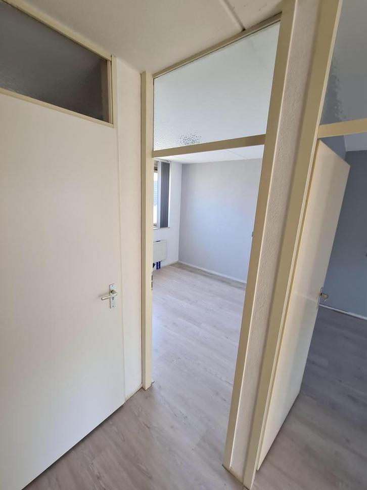 3 gratis opdek binnendeuren stalen kozijnen 240, Doe-het-zelf en Verbouw, Kozijnen en Schuifpuien, Zo goed als nieuw, Deurkozijn