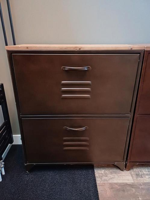 Maison du monde metalen locker schoenenkast industrieel, Huis en Inrichting, Kasten | Schoenenkasten, Zo goed als nieuw, Ophalen