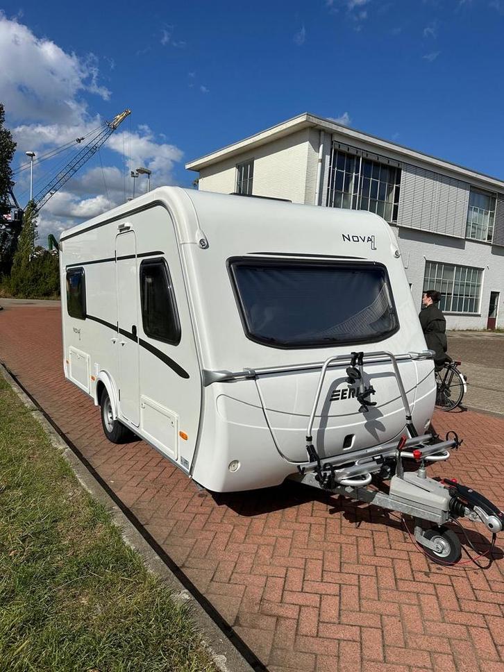 Eriba Nova 465 (2022) incl. Mover, Deeltent & Fietsenrek, Caravans en Kamperen, Caravans, Bedrijf, tot en met 4, 1000 - 1250 kg