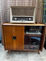 Vintage kastje , jaren 60 ., Antiek en Kunst, Antiek | Tv's en Audio, Ophalen