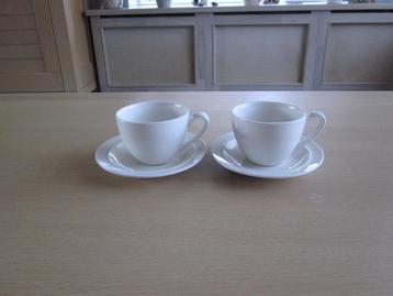Johnson Bros England 2 witte kop D9,5 H6,5cm en schotels D15 beschikbaar voor biedingen
