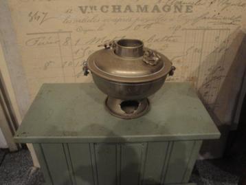 hot pot antiek beschikbaar voor biedingen