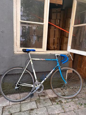 Giant Swift vintage race bike  beschikbaar voor biedingen