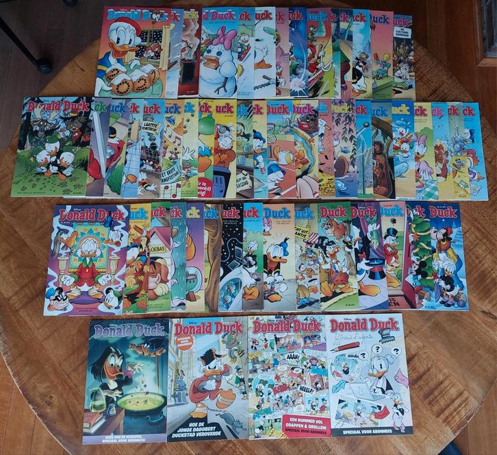 Donald Duck weekbladen 2021 compleet + abonneespecials, Boeken, Strips | Comics, Gelezen, Complete serie of reeks, Europa, Ophalen