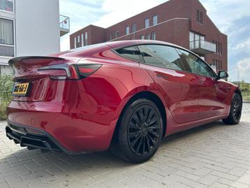 Tesla Model 3 Highland Spoiler - Zwart Glans beschikbaar voor biedingen