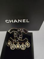 Chanel Broche, 4 tot 7 cm, Zwart, Ophalen of Verzenden, Zo goed als nieuw