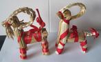 Scandinavische kerstdecoraties - Gävlebok -stro en rood lint, Diversen, Kerst, Ophalen of Verzenden, Zo goed als nieuw