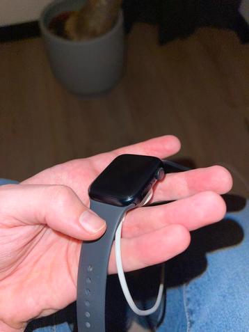 Apple Watch SE 2 44mm GPS - Topstaat! beschikbaar voor biedingen