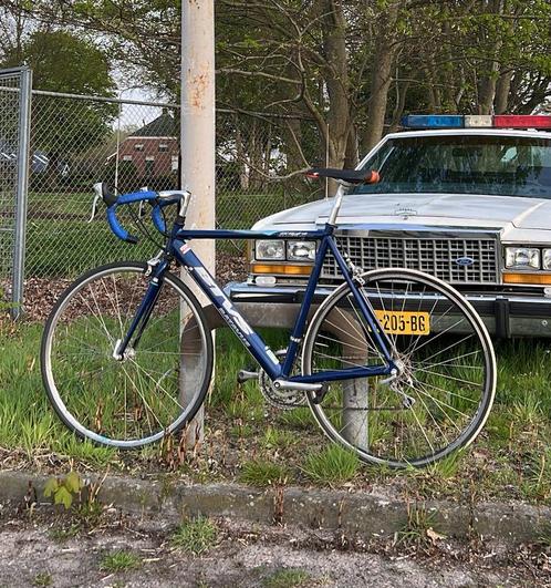 Urgently selling vintage Batavus road bike!, Fietsen en Brommers, Fietsen | Heren | Herenfietsen, Gebruikt, Batavus, 57 tot 61 cm