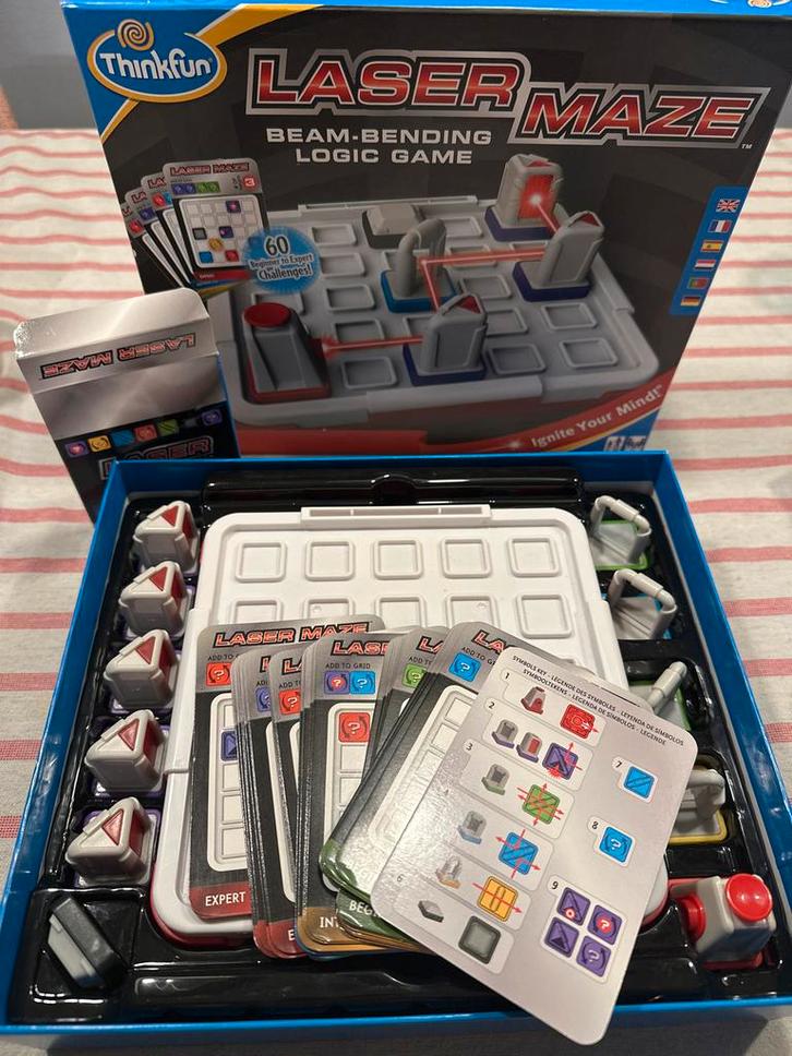 Thinkfun Lasermaze logic game, Hobby en Vrije tijd, Gezelschapsspellen | Bordspellen, Zo goed als nieuw, Een of twee spelers, Ophalen of Verzenden