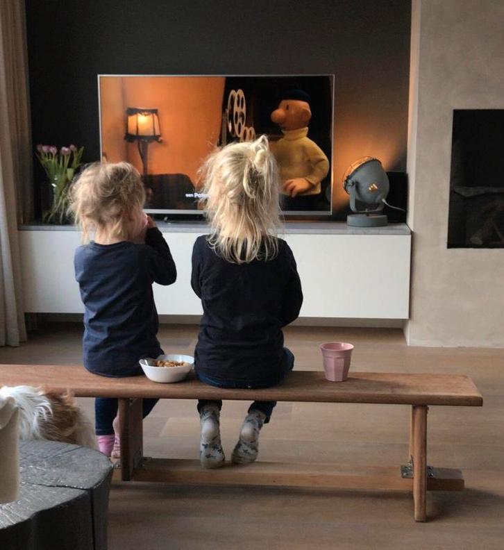 Vintage roemeens school bankje/ gym bankje, Antiek en Kunst, Antiek | Meubels | Stoelen en Banken, Ophalen