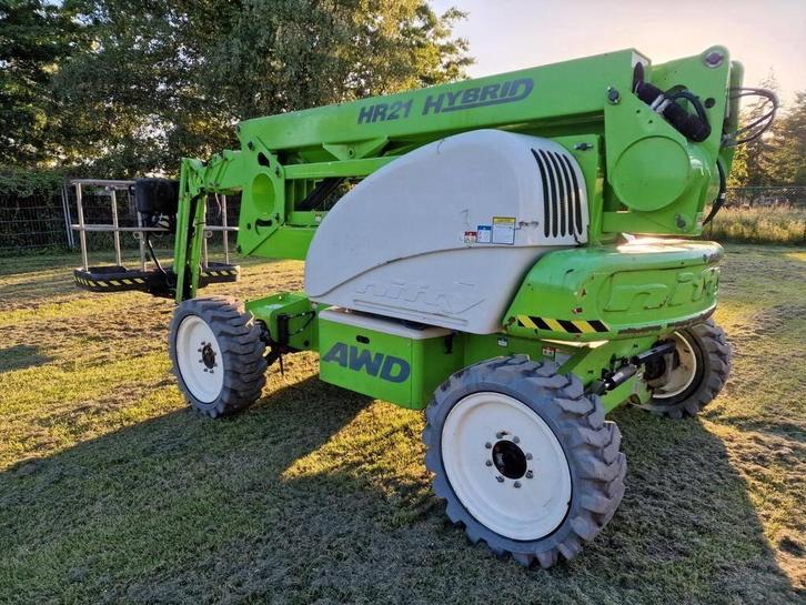 Niftylift HR21 HYBRID 4x4 knikarmhoogwerker nifty hoogwerker, Zakelijke goederen, Machines en Bouw | Liften, Steigers en Ladders