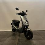 Niu M1 Elektrisch – 2018 – Slechts 111 km – Incl garantie, Fietsen en Brommers, Scooters | Overige merken, Niu, Elektrisch, Zo goed als nieuw