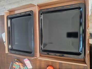 Bakplaat 2X voor oven. beschikbaar voor biedingen