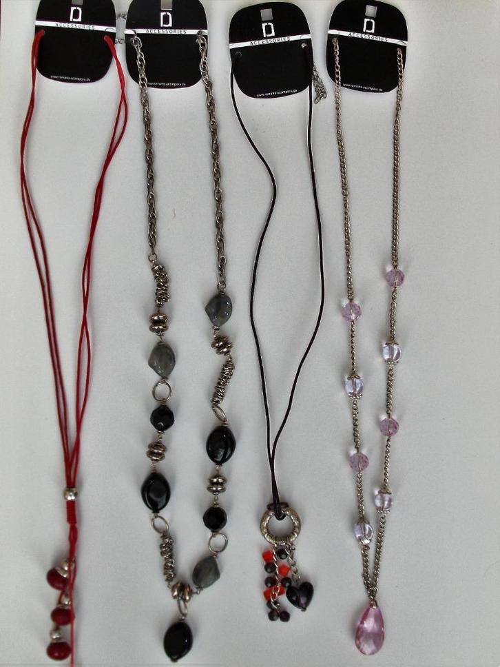 Set van 4 lange Accessories kralen kettingen, Sieraden, Tassen en Uiterlijk, Kettingen, Nieuw, Overige materialen, Met hanger