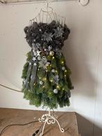 Mannequin pop Kerst, Ophalen