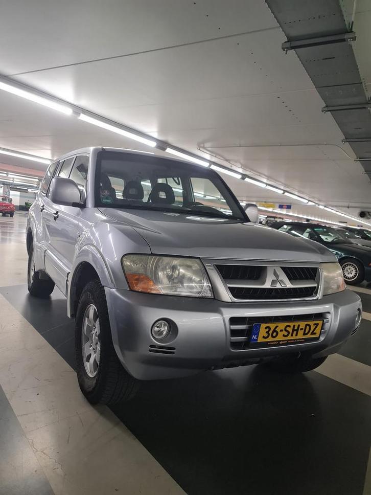 Mitsubishi Pajero 3.2 DI GLX Long Body AUT 2006 Grijs, Auto's, Mitsubishi, Particulier, Pajero, 4x4, ABS, Airbags, Airconditioning