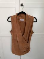 Ibana top suede leder leer v hals maat S, Kleding | Dames, Tops, Zonder mouw, Ophalen of Verzenden, Bruin, Zo goed als nieuw