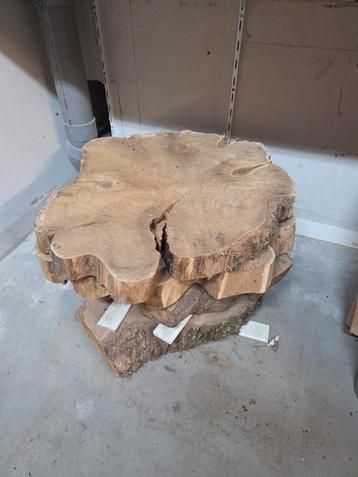 Acacia Boomstamschijf - Tafelblad/Lamp beschikbaar voor biedingen