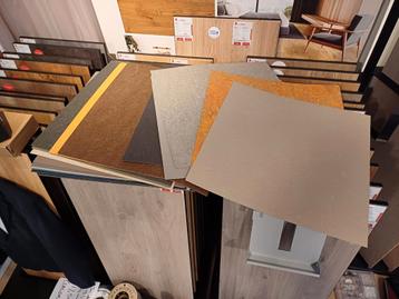 marmoleum 24 stuks beschikbaar voor biedingen