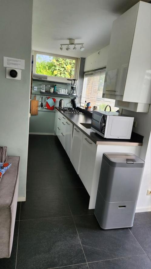 Ikea keuken  hoogglans, Huis en Inrichting, Keuken | Complete keukens, Zo goed als nieuw, Enkelwandige keuken, Wit, Ophalen of Verzenden