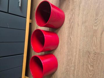 Bloempotten rood 3 stuks beschikbaar voor biedingen