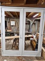 Te koop, nieuw hardhouten kozijn met tuindeuren, Doe-het-zelf en Verbouw, Kozijnen en Schuifpuien, Deurkozijn, Nieuw, Hout, Ophalen